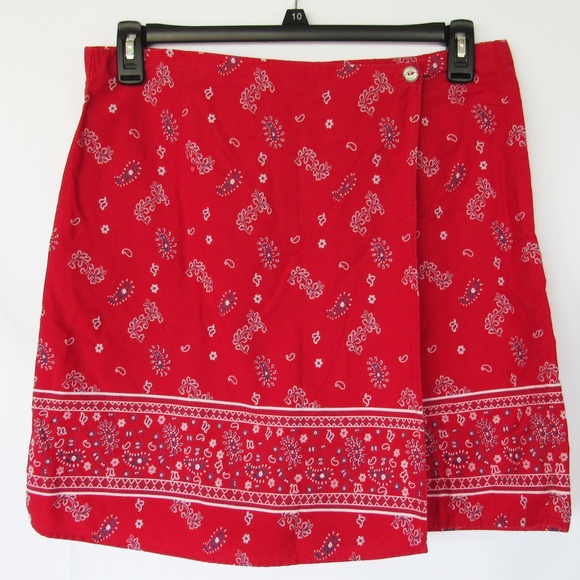 Bobbie Brooks Pants - Bobbie Brooks Overlap Skort Paisley Print M (8/10) Bobbie Brooks Pants - Bobbie Brooks Overlap Skort Paisley Print M (8/10)
